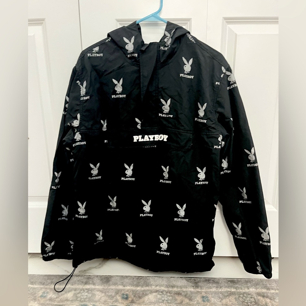 Never worn, perfect condition